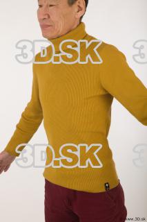 Upper body yellow sweater of Sidney 0002